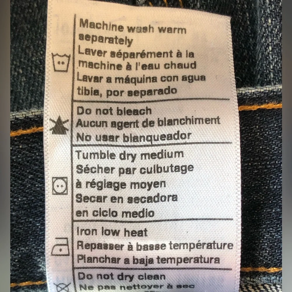 CARHARTT 31x32 dk wash jeans Barely worn and look new! Straight leg - Picture 5 of 5